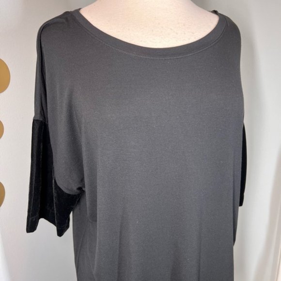EUC Donna Karan Sleepwear Velvet Short Sleeve Tee - Picture 3 of 7